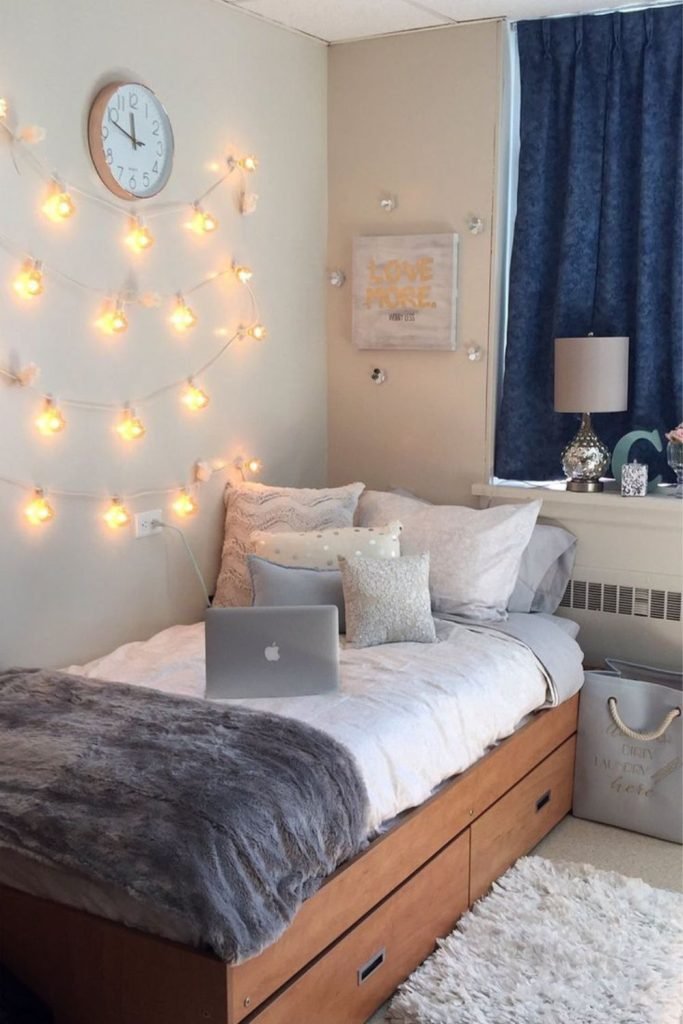 Geometric Panel Walls