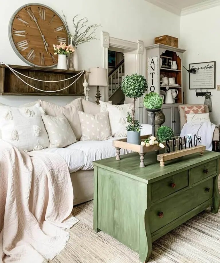 Green Coffee Table Styling