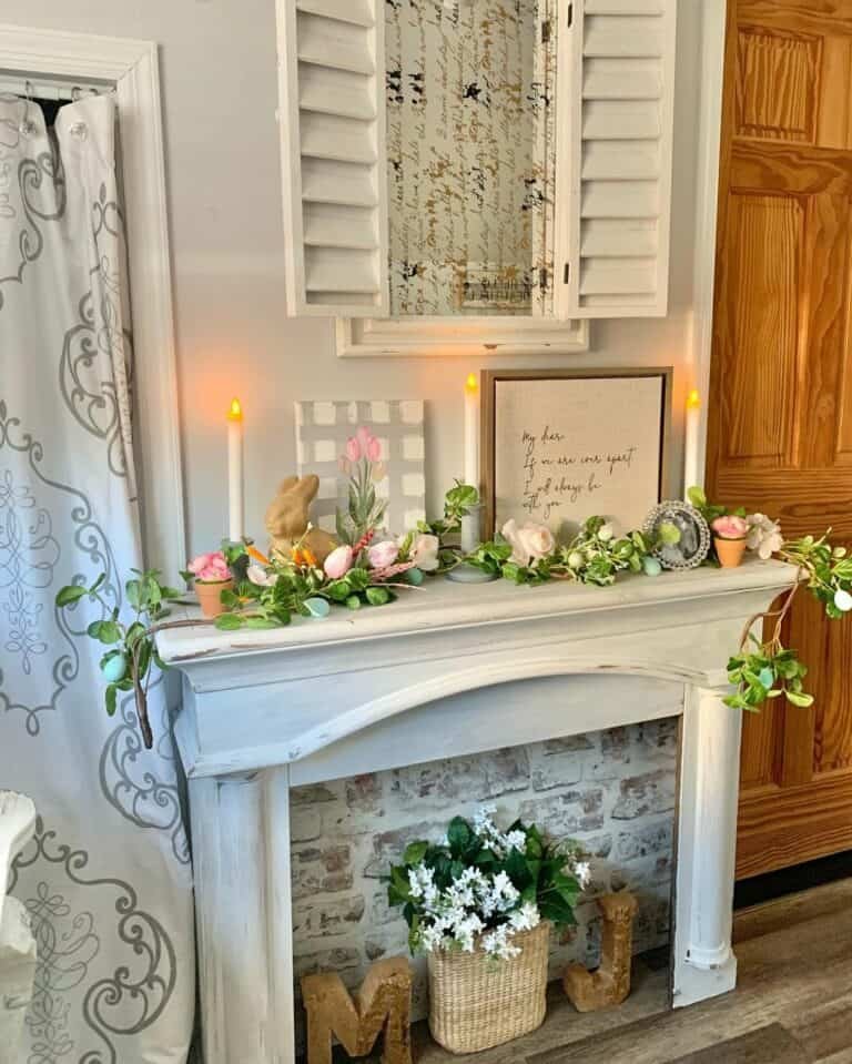 Tulip Mantel Garland