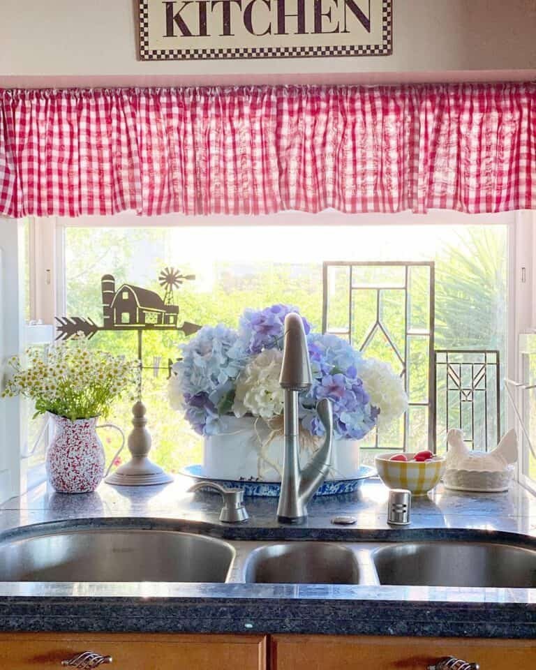 Hydrangeas and Daisies