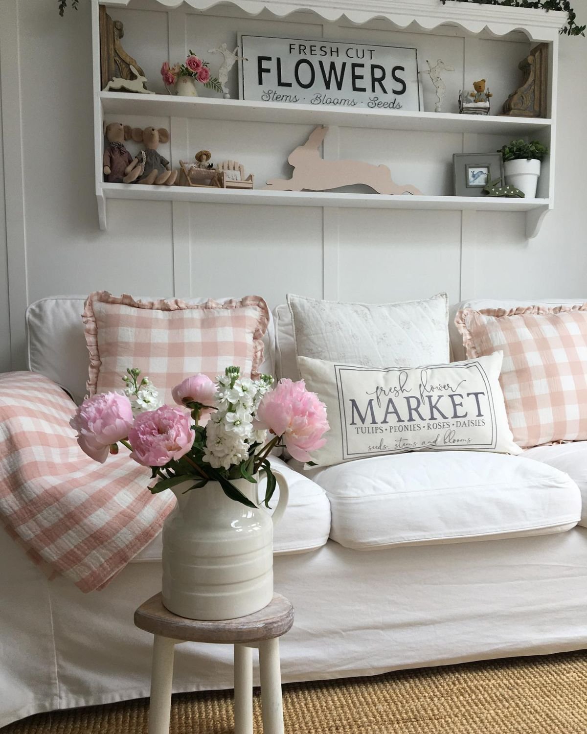 Pastel Peony Accents