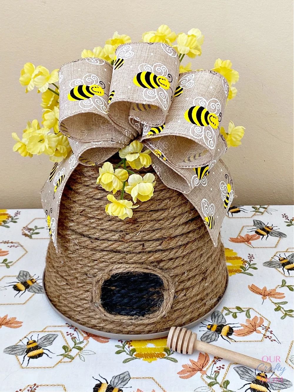 Ribbon Beehive Craft