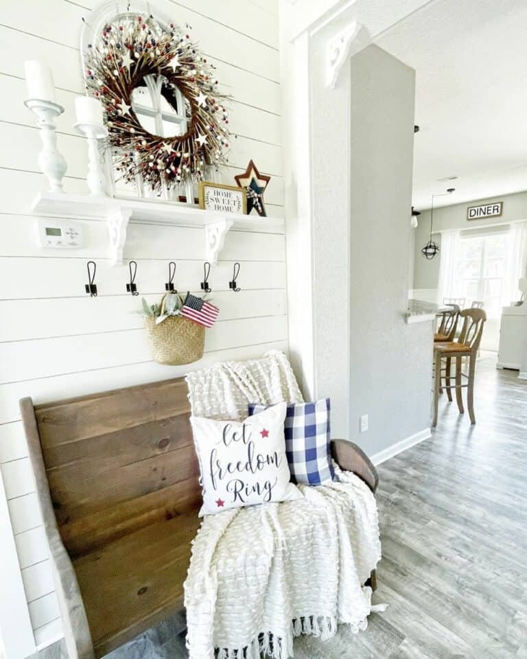 Shiplap Wall Wreath