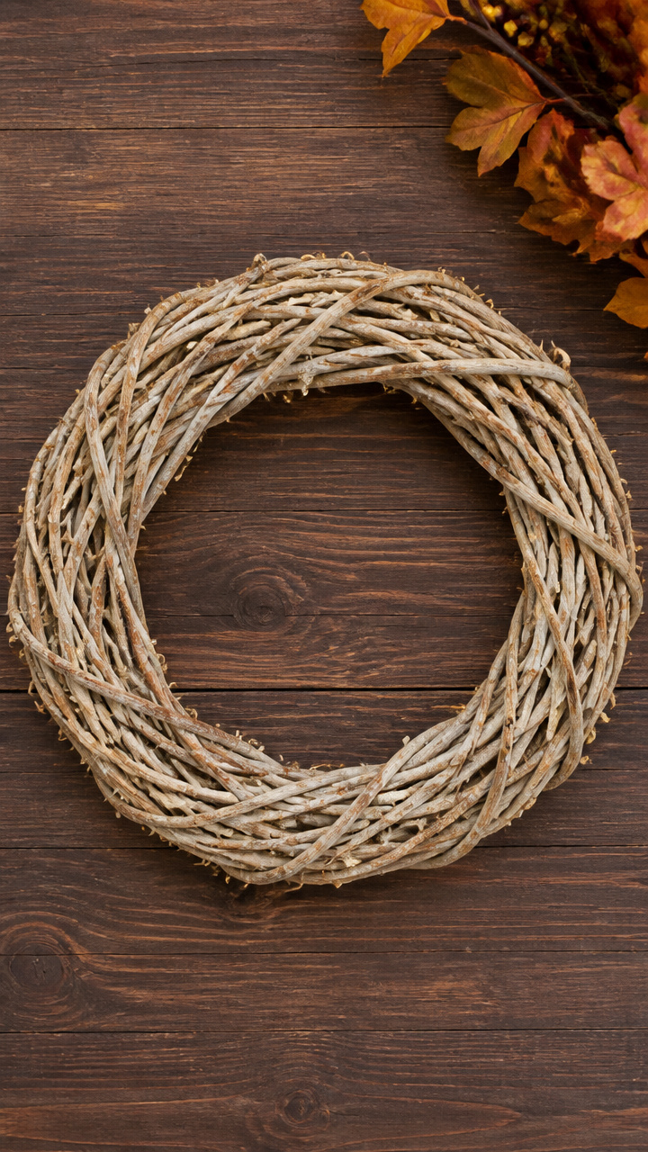 Chalk Painted Grapevine