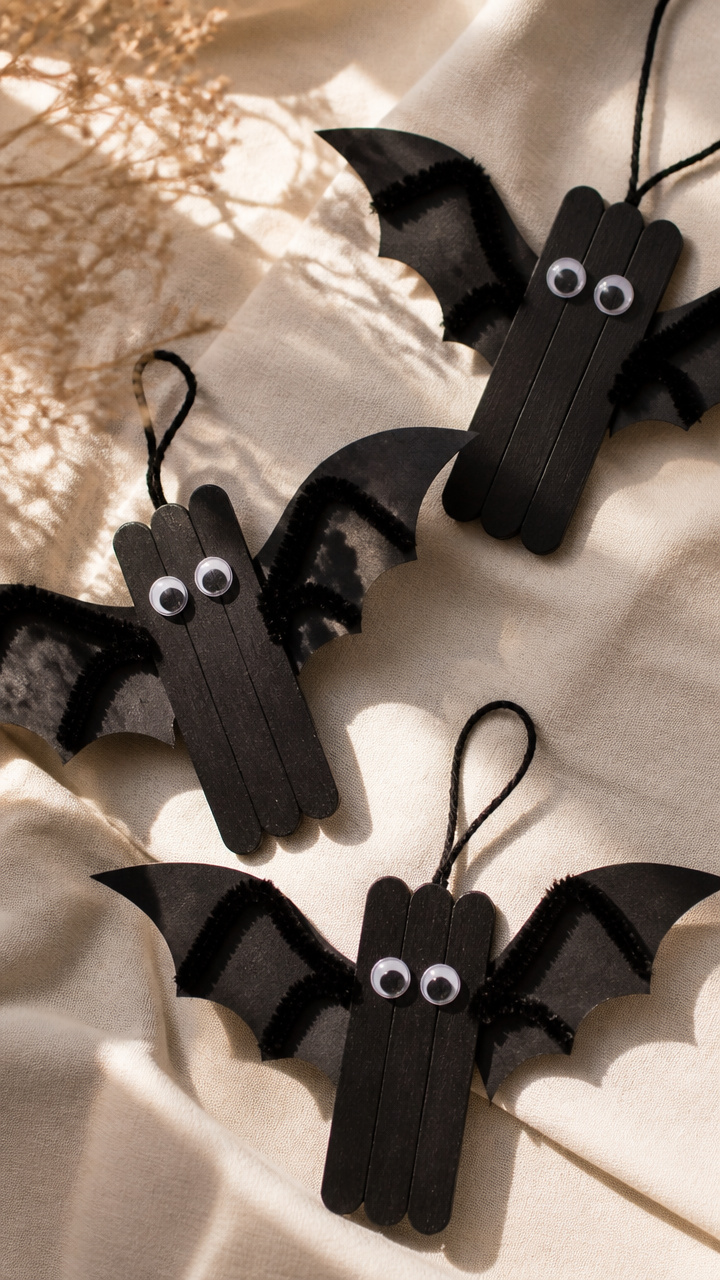Popsicle Stick Bats