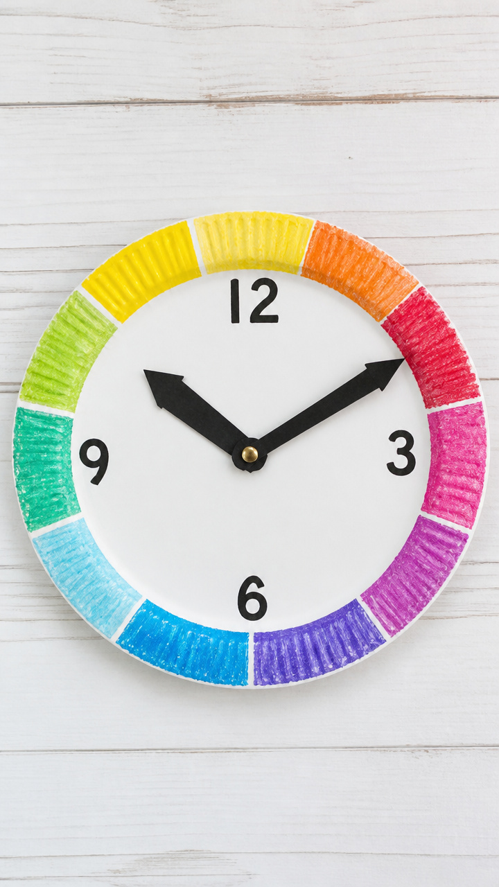 Paper Plate Clock Face