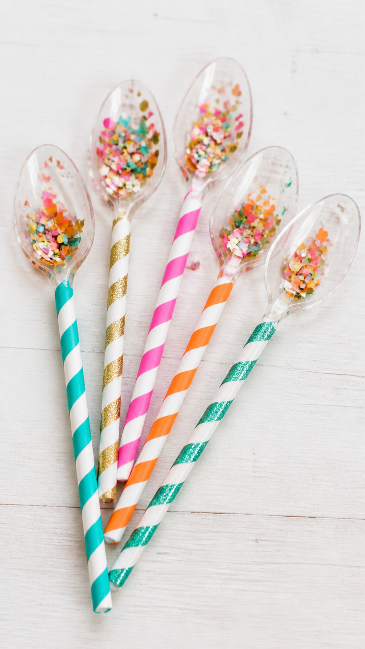 Confetti-Filled Plastic Spoon Stirrers
