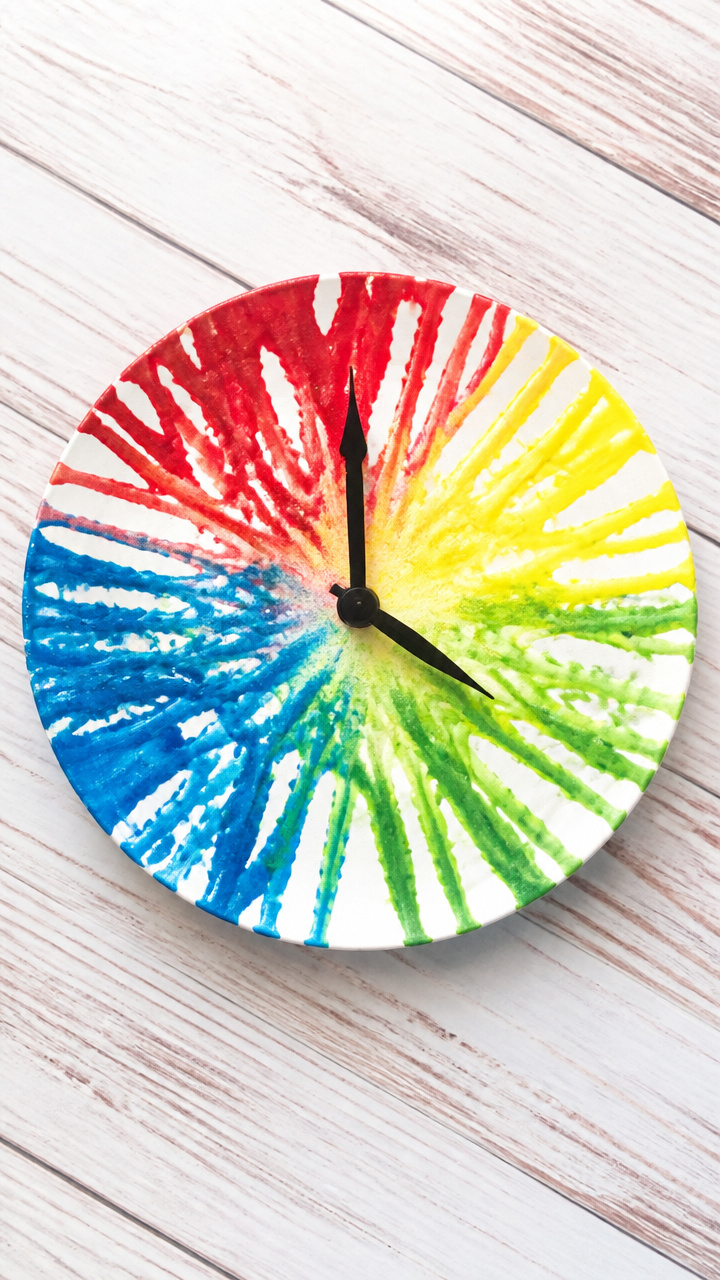 Crayon Melting Clock