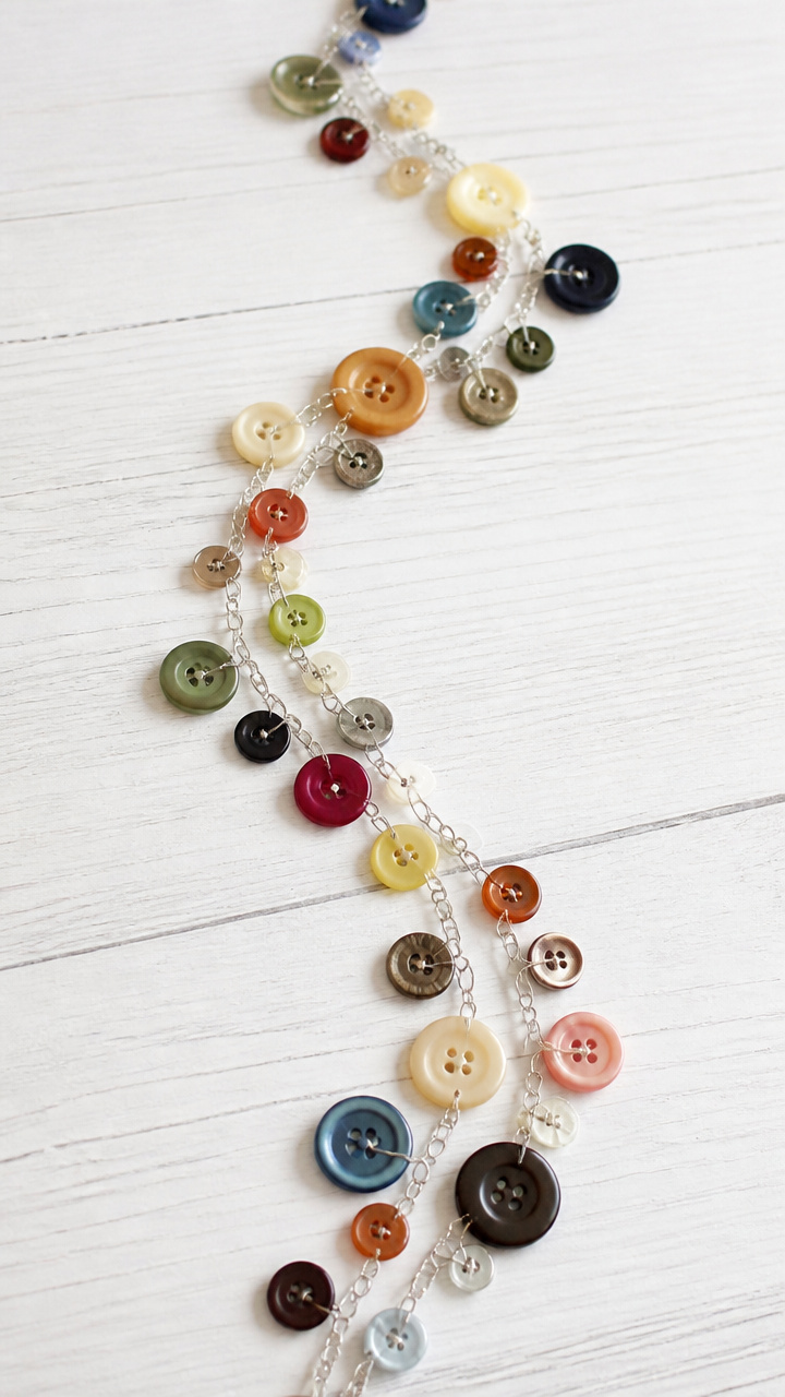 Button Chime Garland
