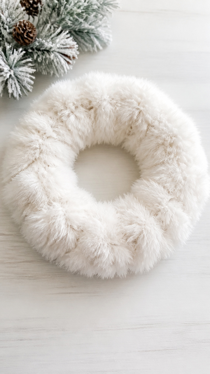 Faux Fur Snow Tuft