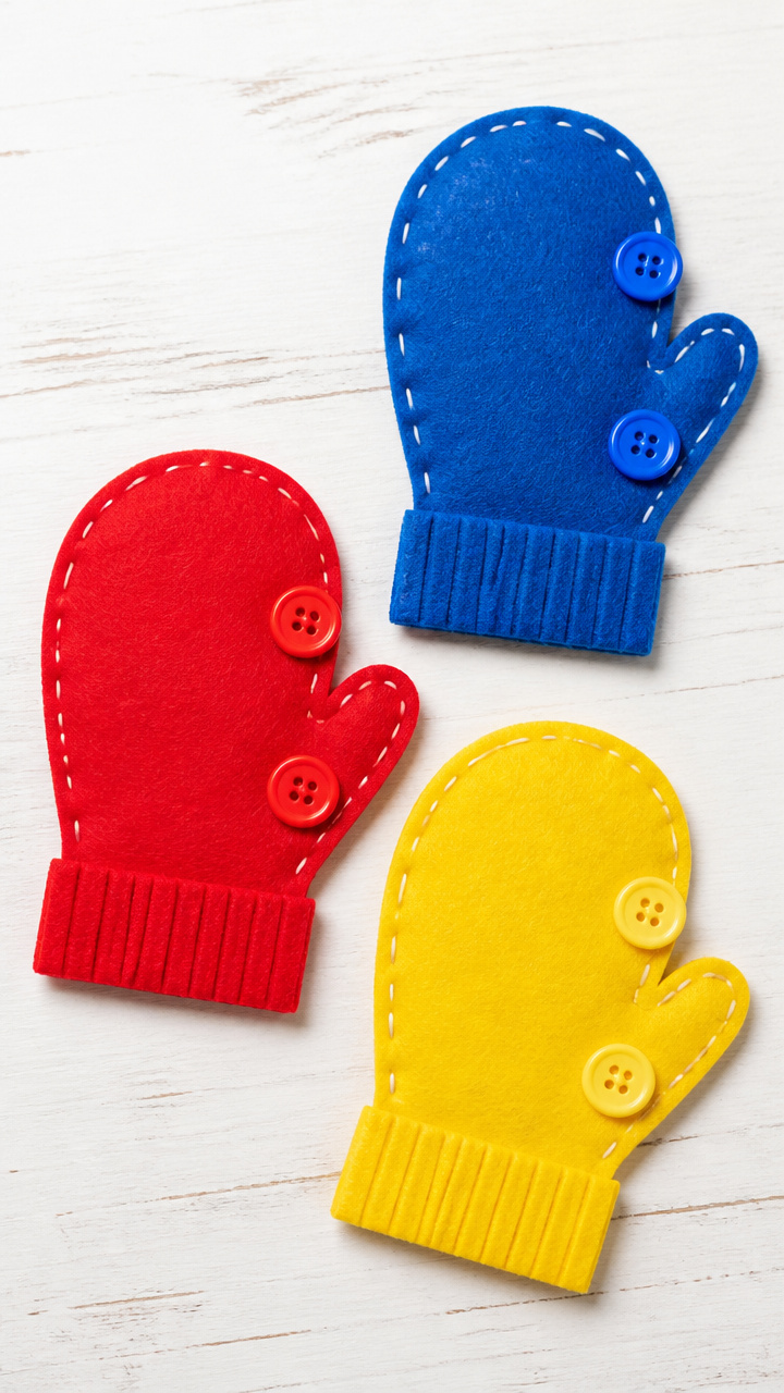 Button Mitten Matching